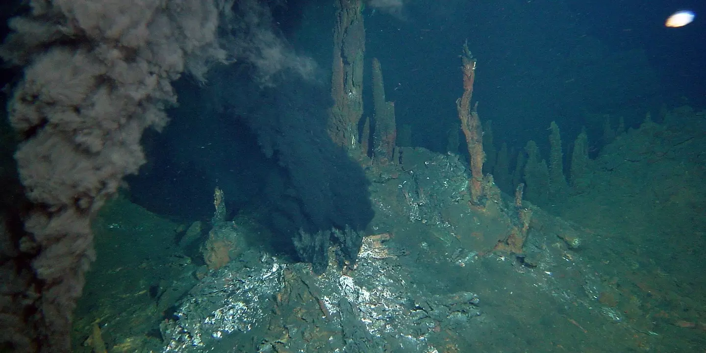 Cheminées sous l'eau évacuant de la matière noire.