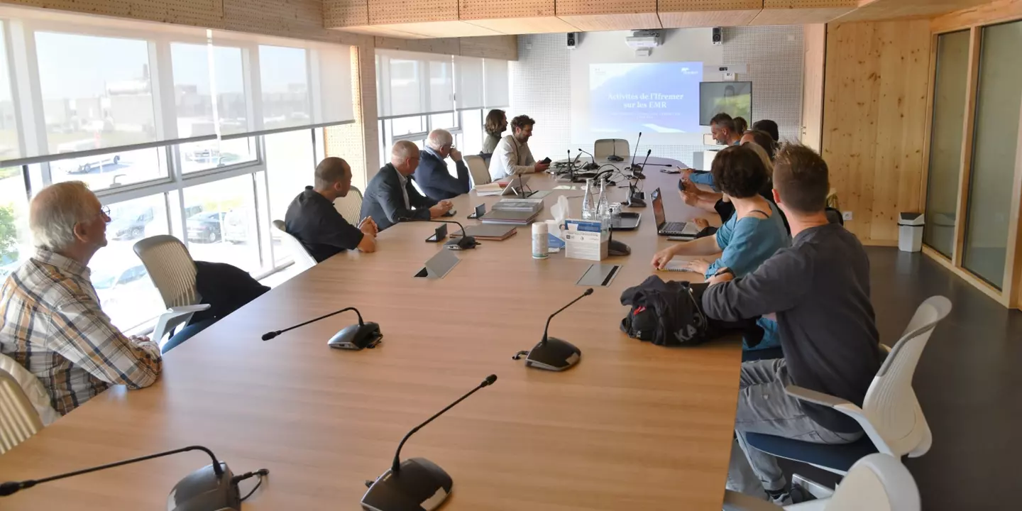 Visite de la délégation de France Nature Environnement au siège de l’Ifremer, à Plouzané