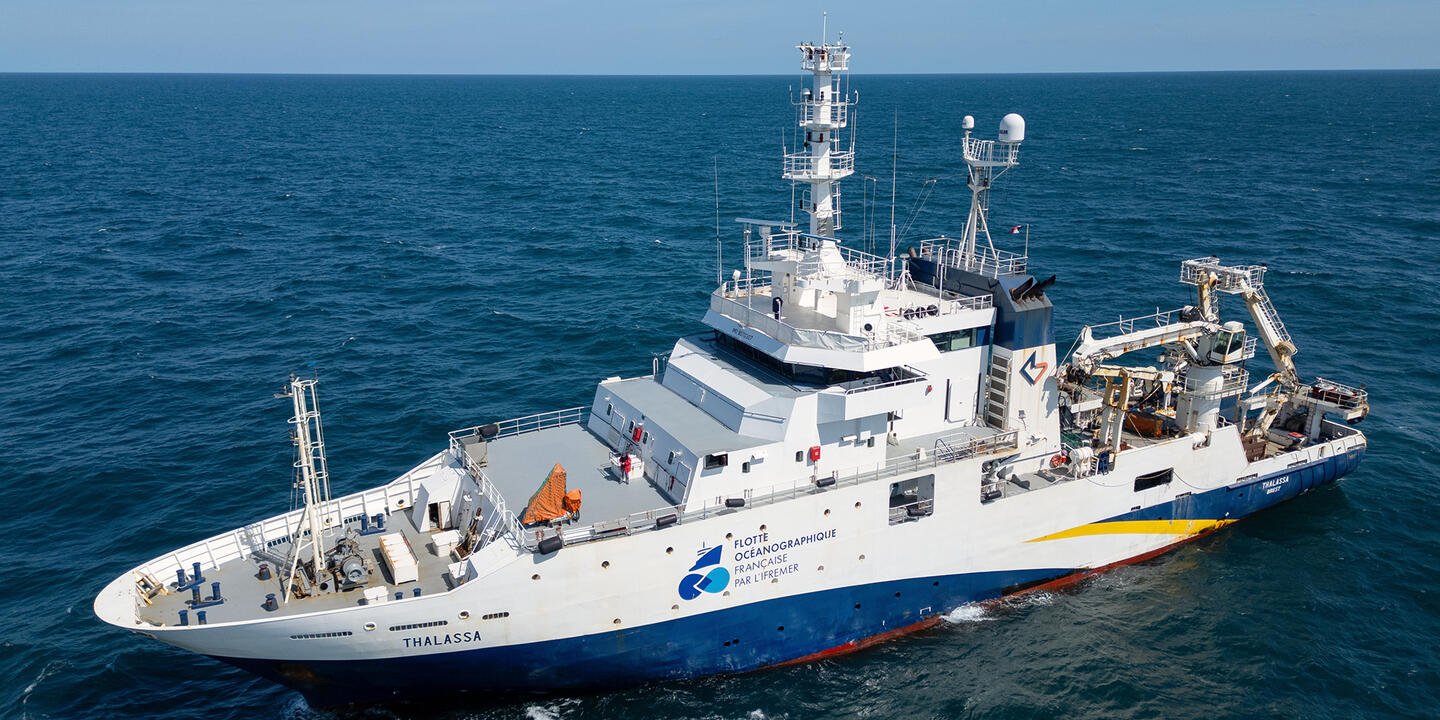 Thalassa, navire de la Flotte océanographique française opérée par l’Ifremer et sa filiale d’armement Genavir - CC-BY : Ifremer - Stéphane Lesbats