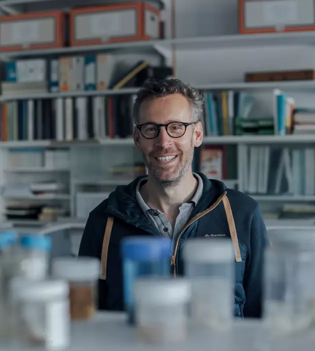 Stanislas Dubois, chercheur en écologie benthique côtière à l'Ifremer. Centre Ifremer de Brest, 2022.